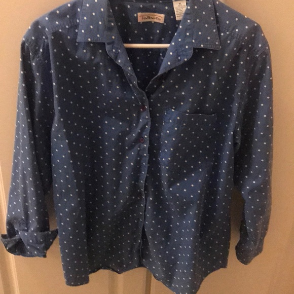 Talbot’s Button down with pocket - Picture 1 of 3